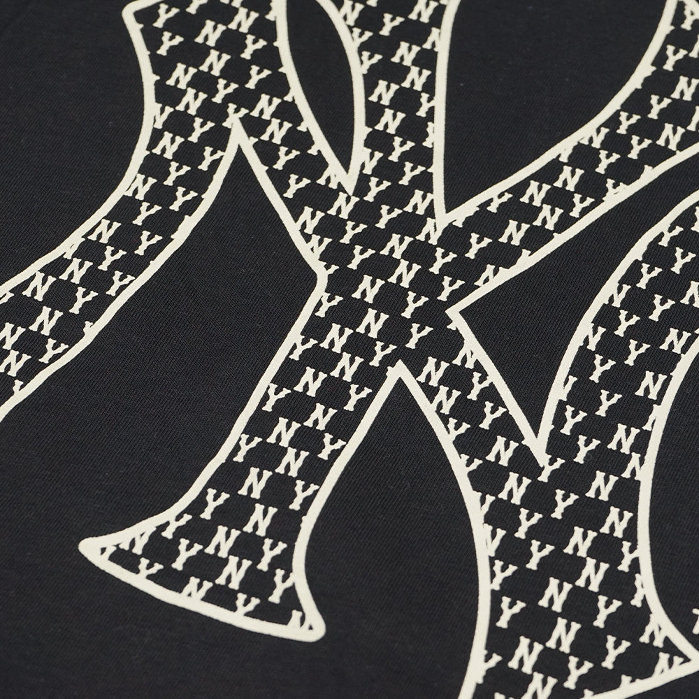 M7B Back Monogram Logo T-Shirt