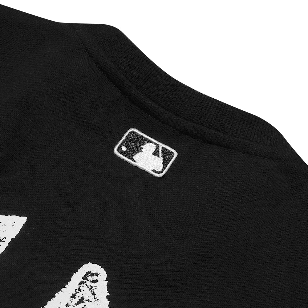 M7B Mega Bear Big Logo Sweatshirt Black