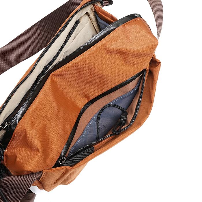 BLRY Logo Venture 6L Sling Bag