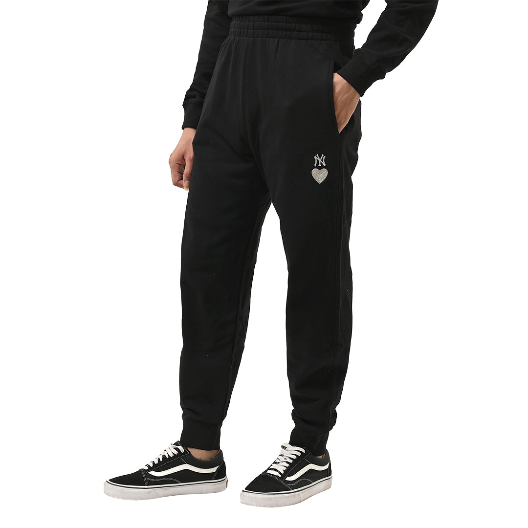 M7B Heart Logo Jogger Pants