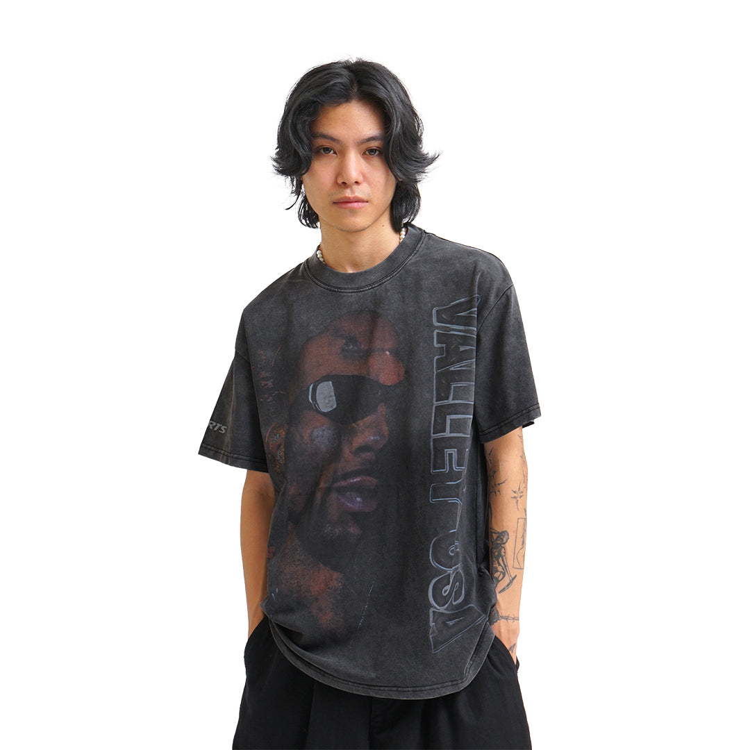 VALE USA The Dog Graphic T-Shirt