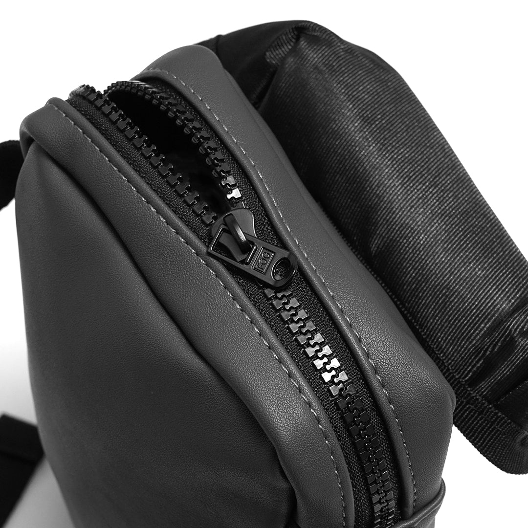 FOG Essentials Phone Shoulder Bag