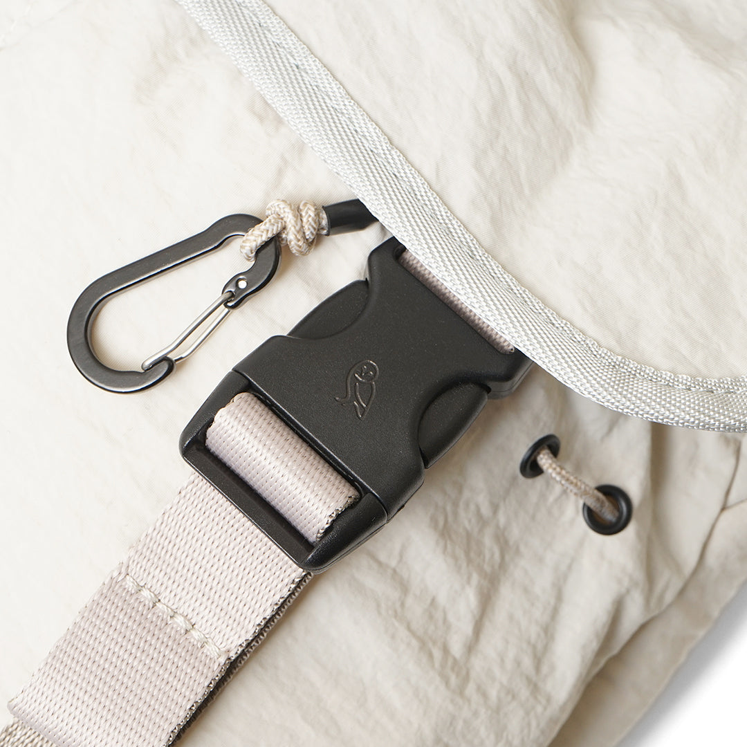 BLRY Large Cinch Messenger Bag