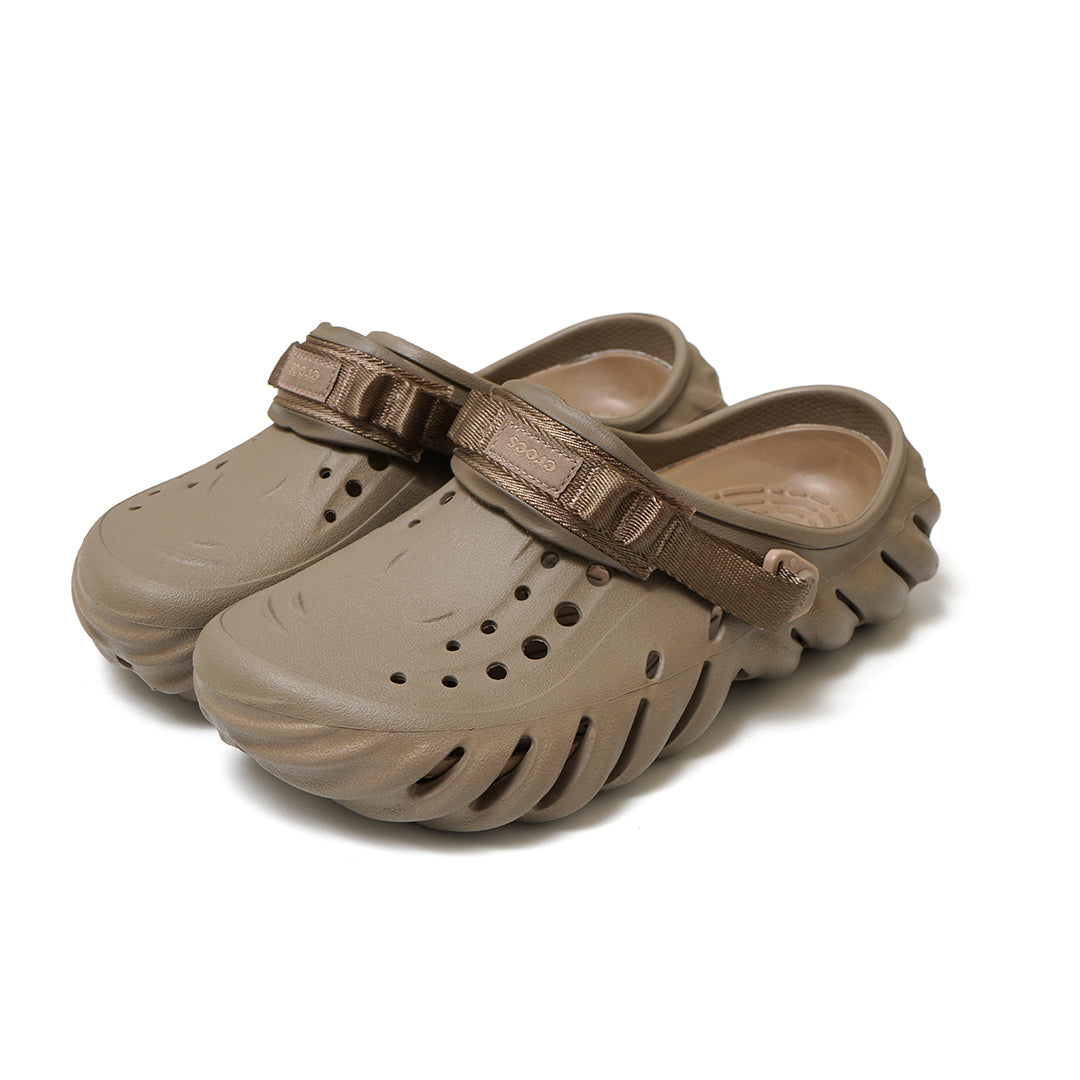 Crocs Echo Clog Classic Slipper