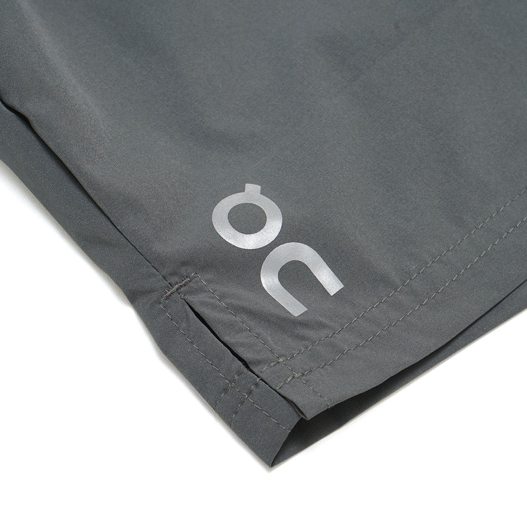 On Cloud 5" Reflective Logo Core Shorts