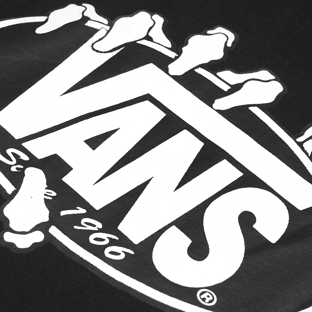 VNS Show Off Graphic T-Shirt