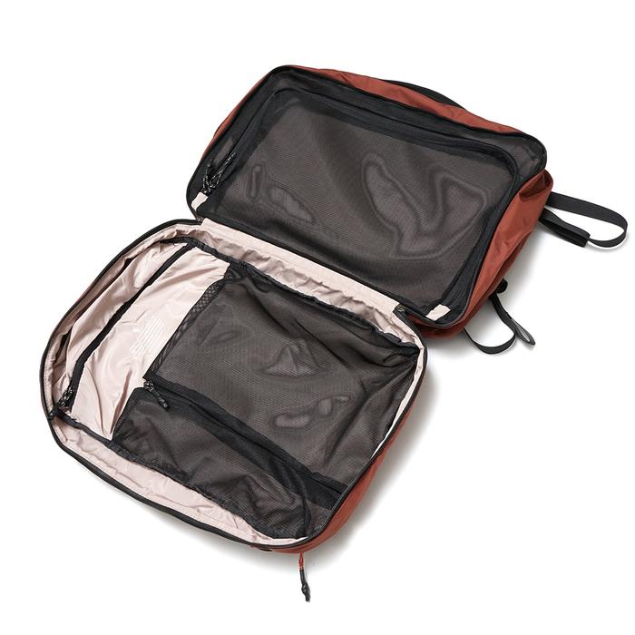 BLRY Lite Travel 30L Backpack