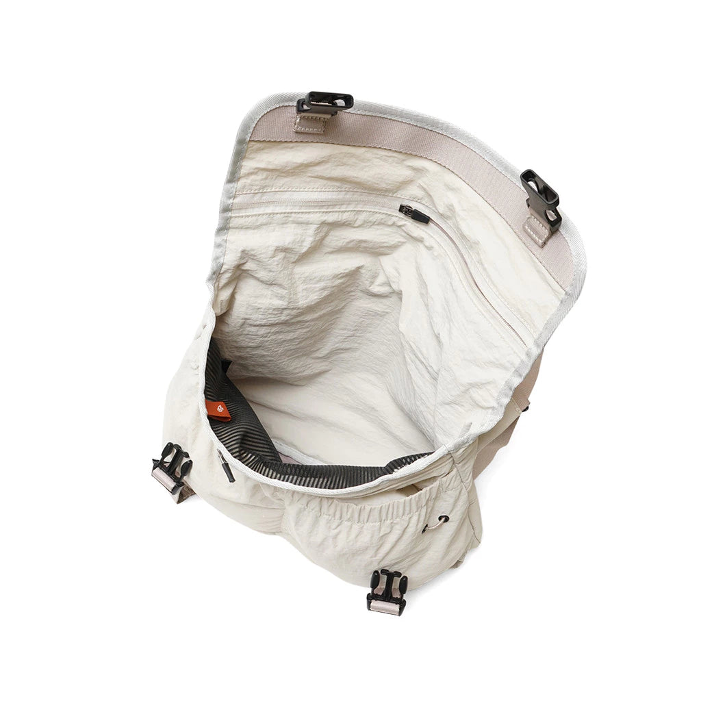 BLRY Large Cinch Messenger Bag